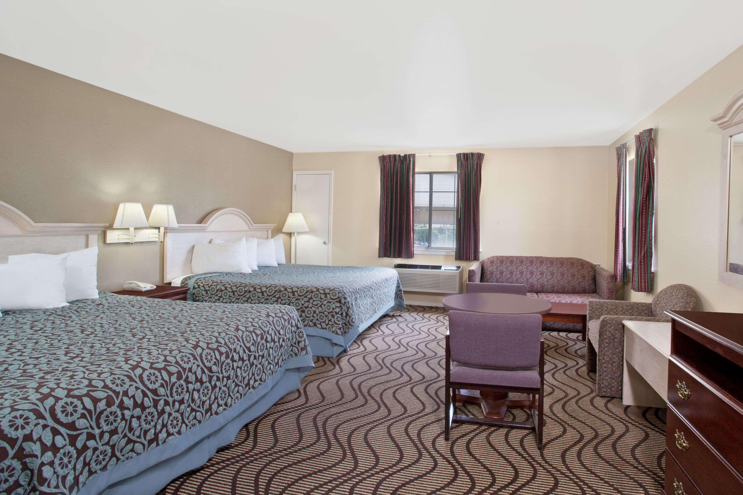 Days Inn By Wyndham Kerrville Dış mekan fotoğraf